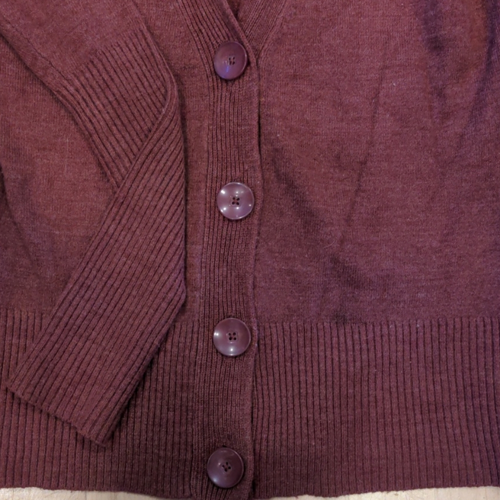 Cardigan - Picture 3 of 4